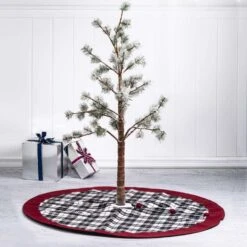 Glitzhome Multicolored Plaid Christmas Tree Skirt 0.25 In. -Alpine Sales Store 6ad3fdec e489 4e4b 83de 220824e7cba1