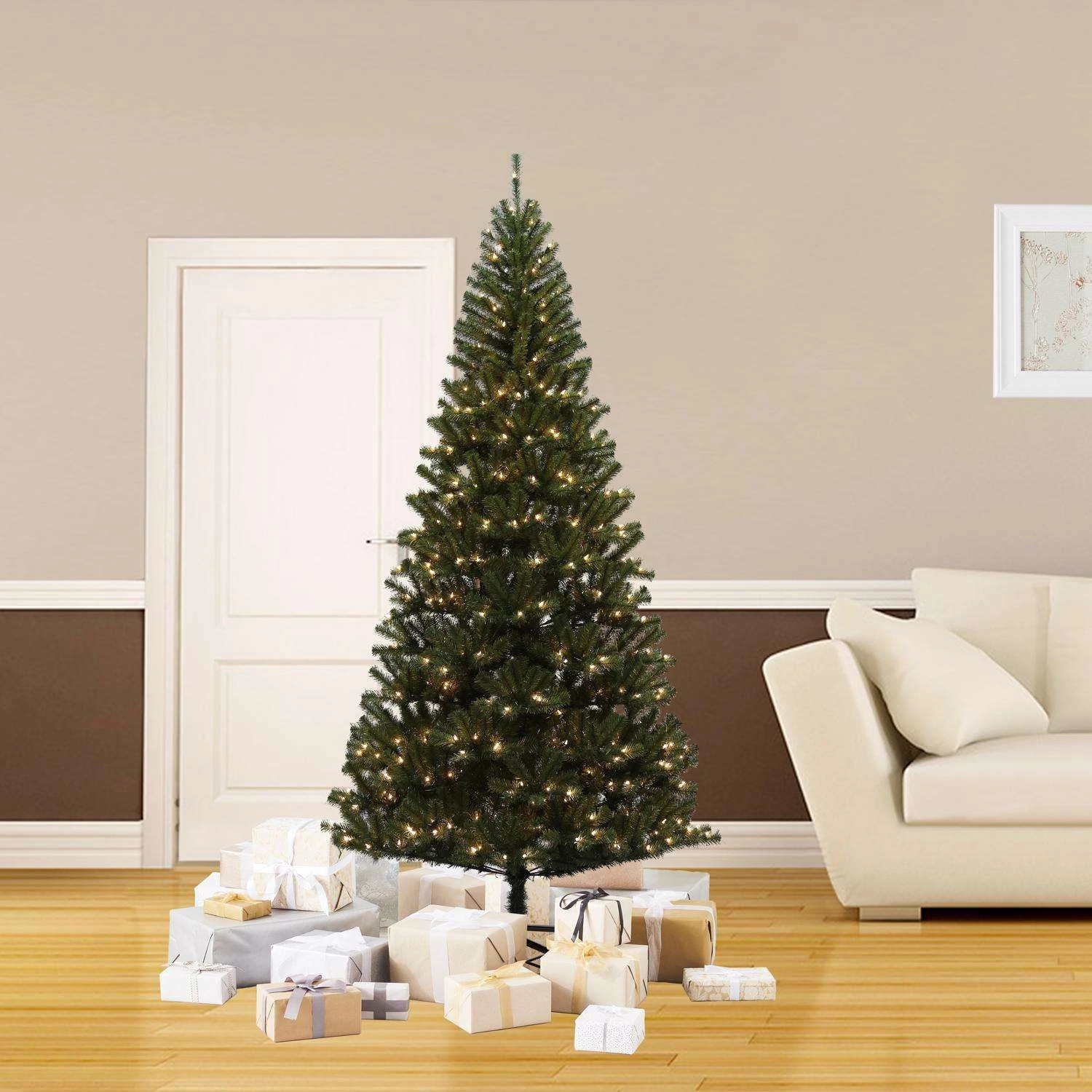 Celebrations 9 Ft. Full Incandescent 500 Lights Pine Christmas Tree 4 Celebrations 9 Ft. Full Incandescent 500 Lights Pine Christmas Tree - Image 2